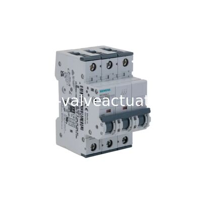 अच्छी कीमत Siemens 136-07-818 SENTRON C-Type Miniature Circuit Breaker | 3-Pole Electrical Protection ऑनलाइन